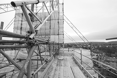 ger�st in �ber 30 m h�he